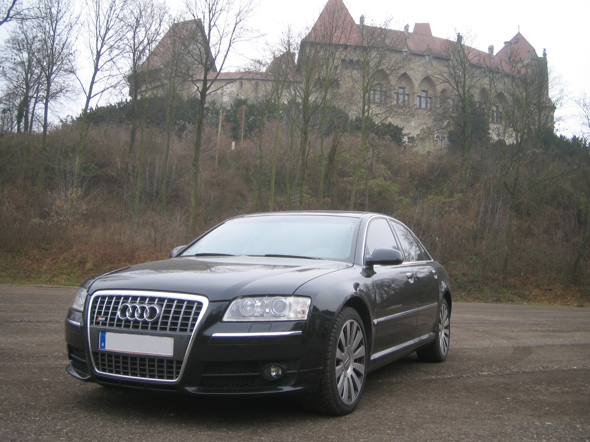 Audi S8